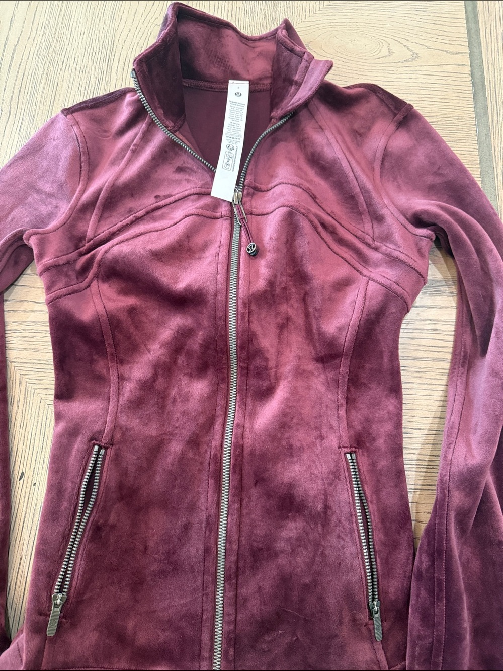 lululemon athletica Women's Plum Suede-Texture Full-Zip Jacket gorgeous